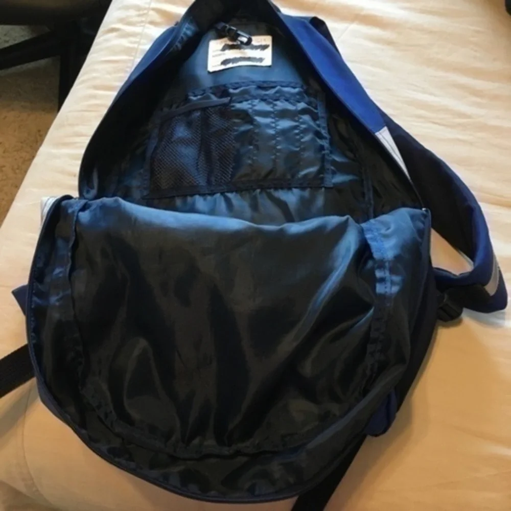Boys Tommy Hilfiger backpack GUC